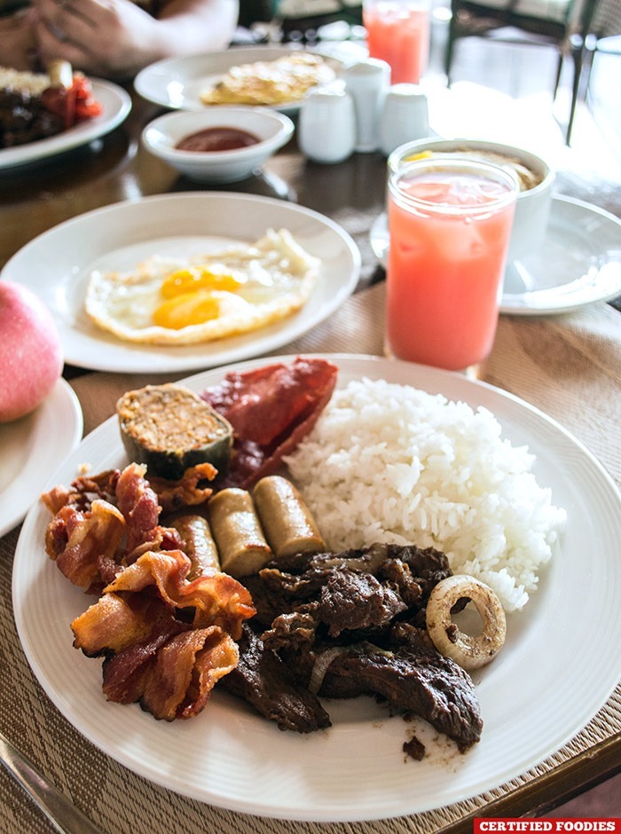 Breakfast at Ocean Restaurant at Club Paradise Resort in Coron, Palawan