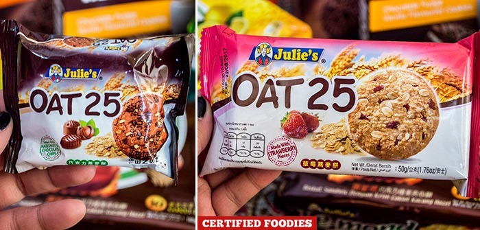 Julie's OAT 25 Oatmeal cookies in chocolate and strawberry flavors